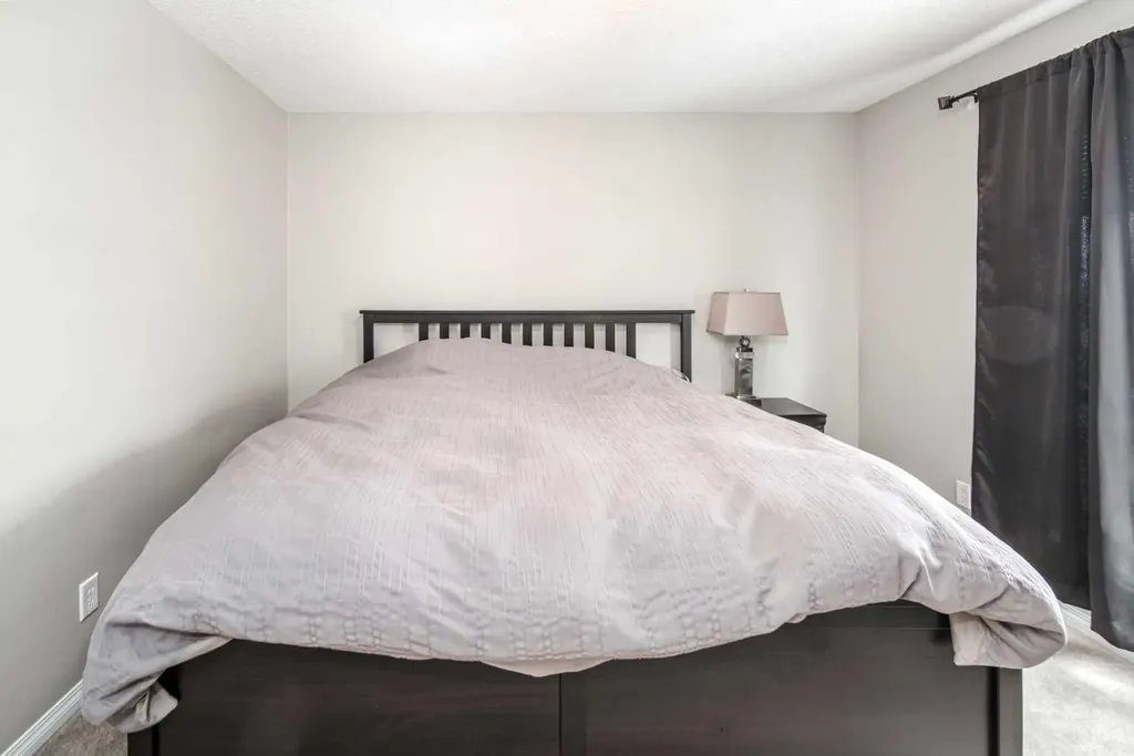 159 Kincora Heath NW Calgary AB T3R 0G6
