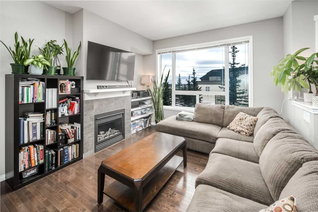 159 Kincora Heath NW Calgary AB T3R 0G6