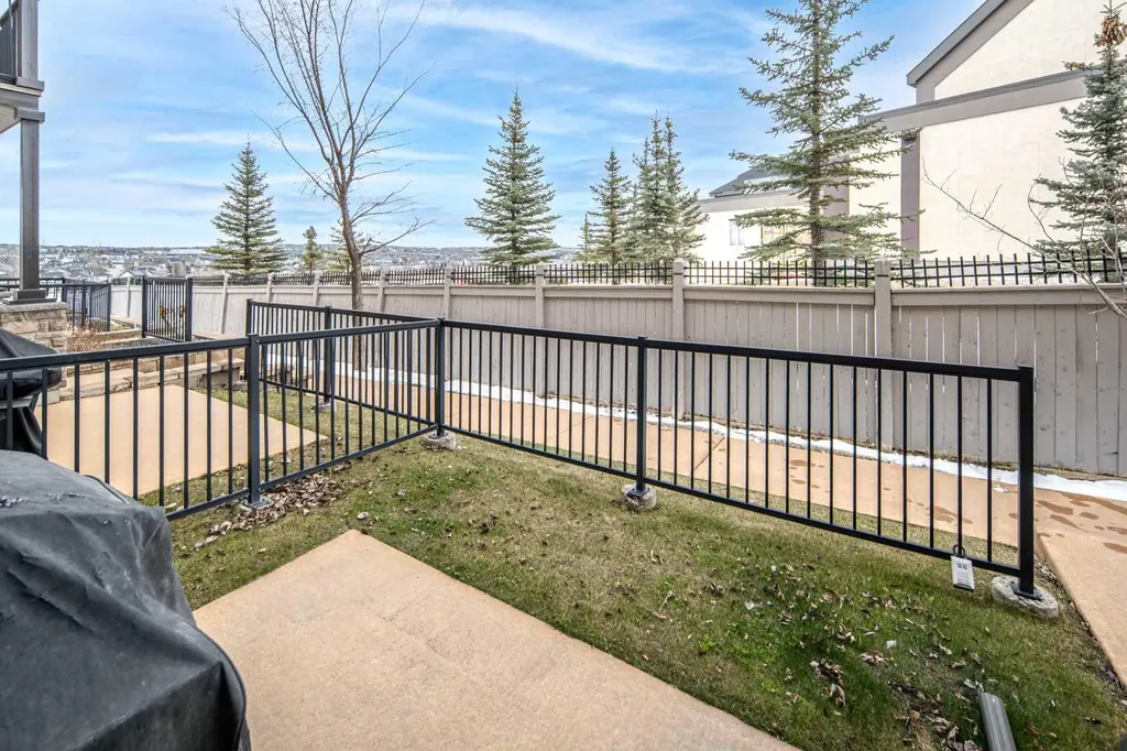 159 Kincora Heath NW Calgary AB T3R 0G6