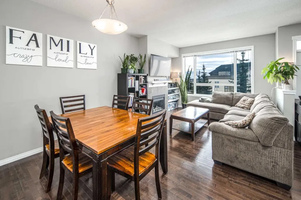 159 Kincora Heath NW Calgary AB T3R 0G6
