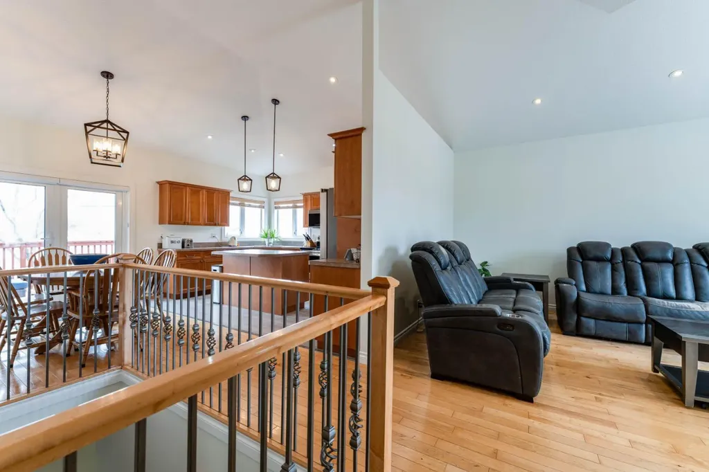 1258 1 Avenue NW Drumheller AB T0J0Y1