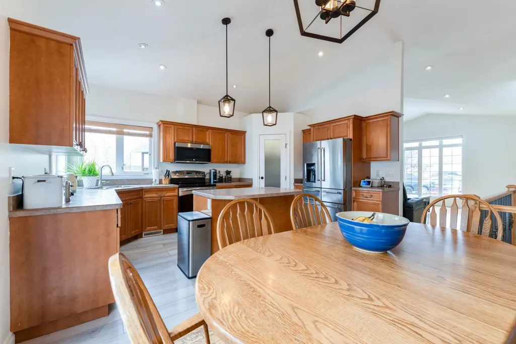 1258 1 Avenue NW Drumheller AB T0J0Y1