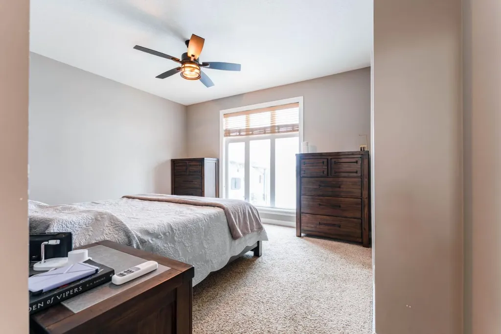 1258 1 Avenue NW Drumheller AB T0J0Y1