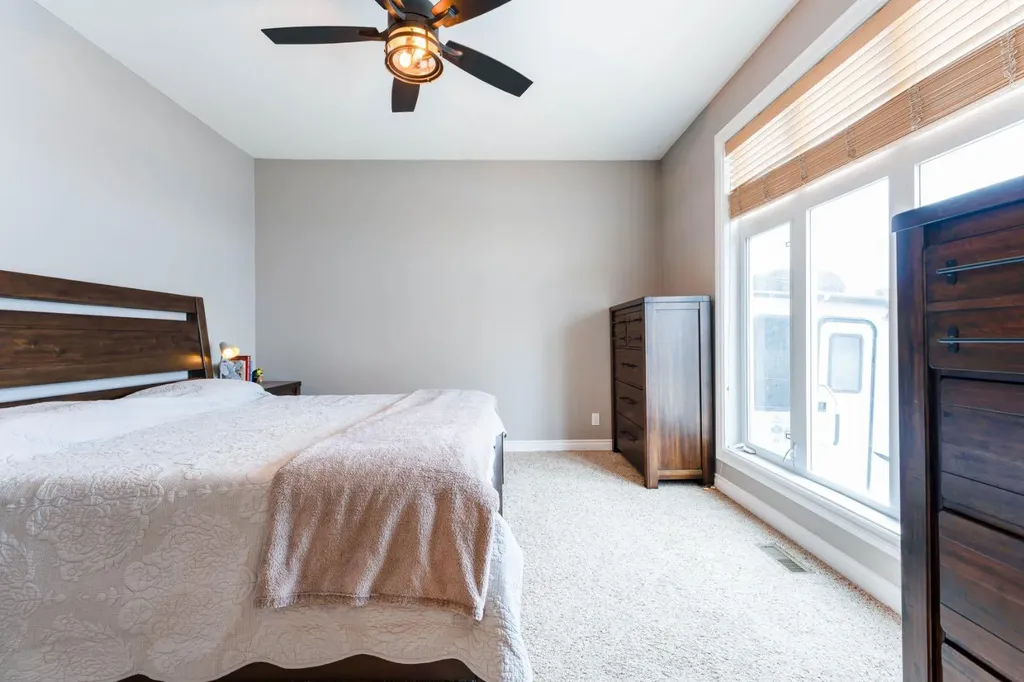 1258 1 Avenue NW Drumheller AB T0J0Y1