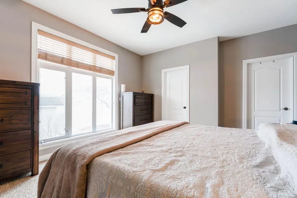 1258 1 Avenue NW Drumheller AB T0J0Y1