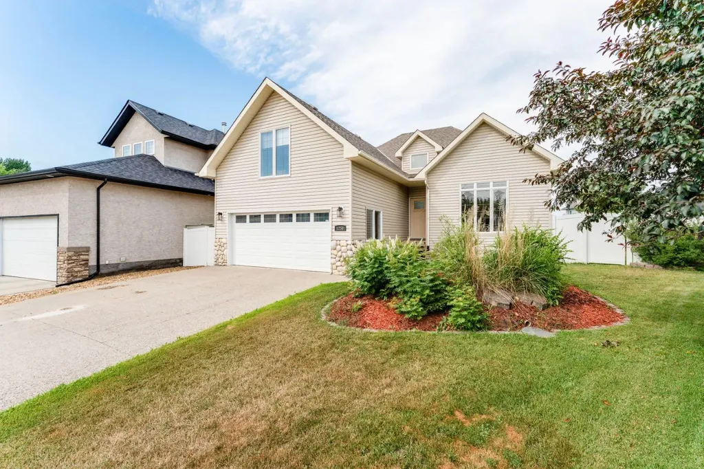 1258 1 Avenue NW Drumheller AB T0J0Y1
