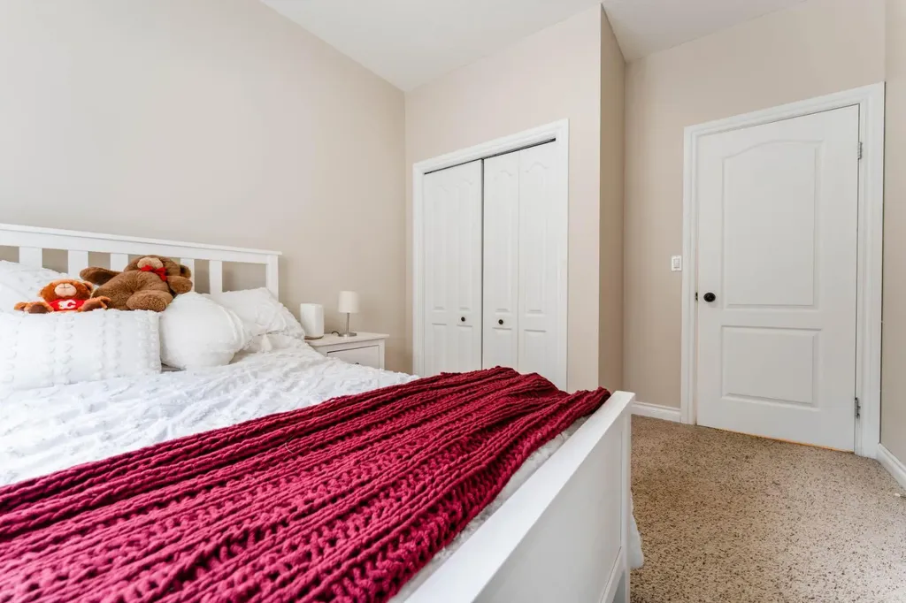 1258 1 Avenue NW Drumheller AB T0J0Y1