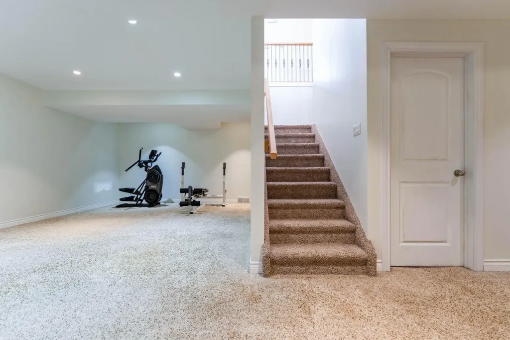 1258 1 Avenue NW Drumheller AB T0J0Y1