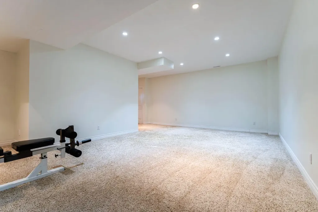 1258 1 Avenue NW Drumheller AB T0J0Y1