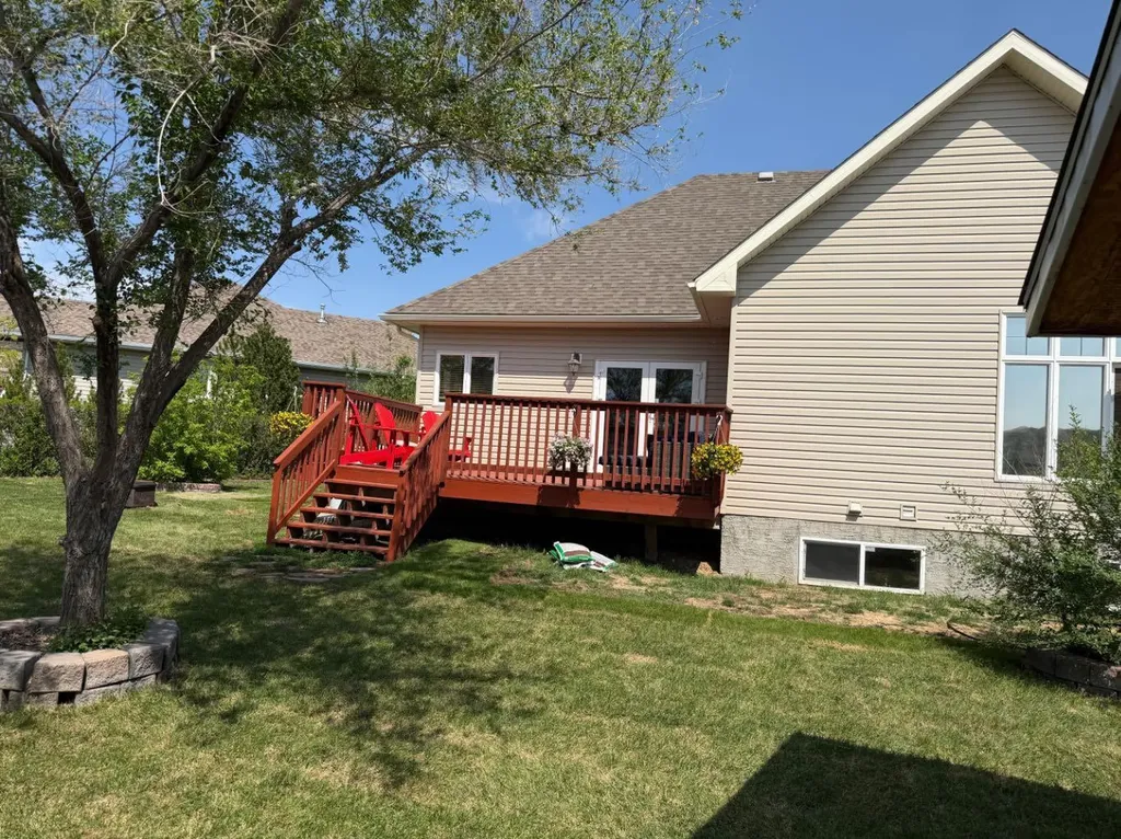 1258 1 Avenue NW Drumheller AB T0J0Y1