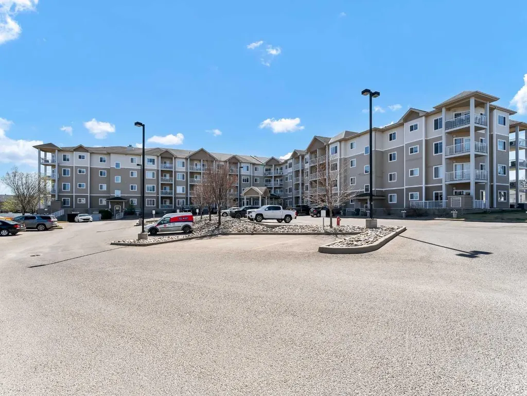194 Sunrise Circle SW Medicine Hat AB T1B4P4