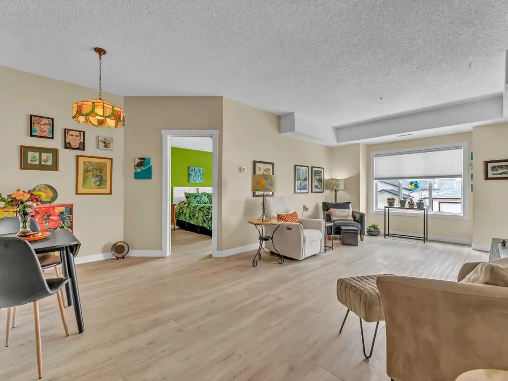 194 Sunrise Circle SW Medicine Hat AB T1B4P4