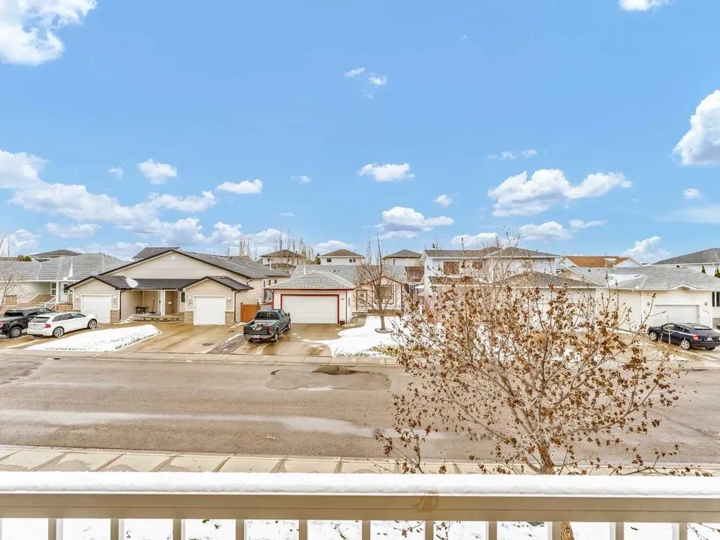 194 Sunrise Circle SW Medicine Hat AB T1B4P4