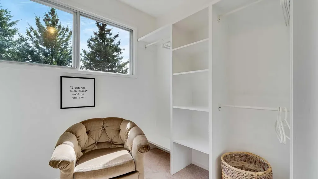 504 Suntree Place Okotoks AB T1S 1B9