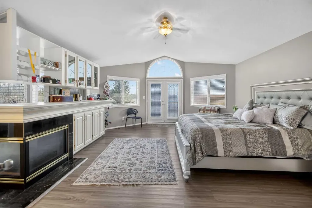45 Country Lane Drive Rural Rocky View County AB T2P 2G5