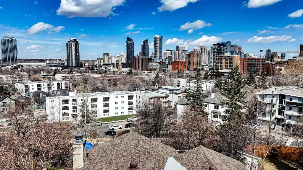 110 Scarboro Avenue SW Calgary AB T3H 2H1