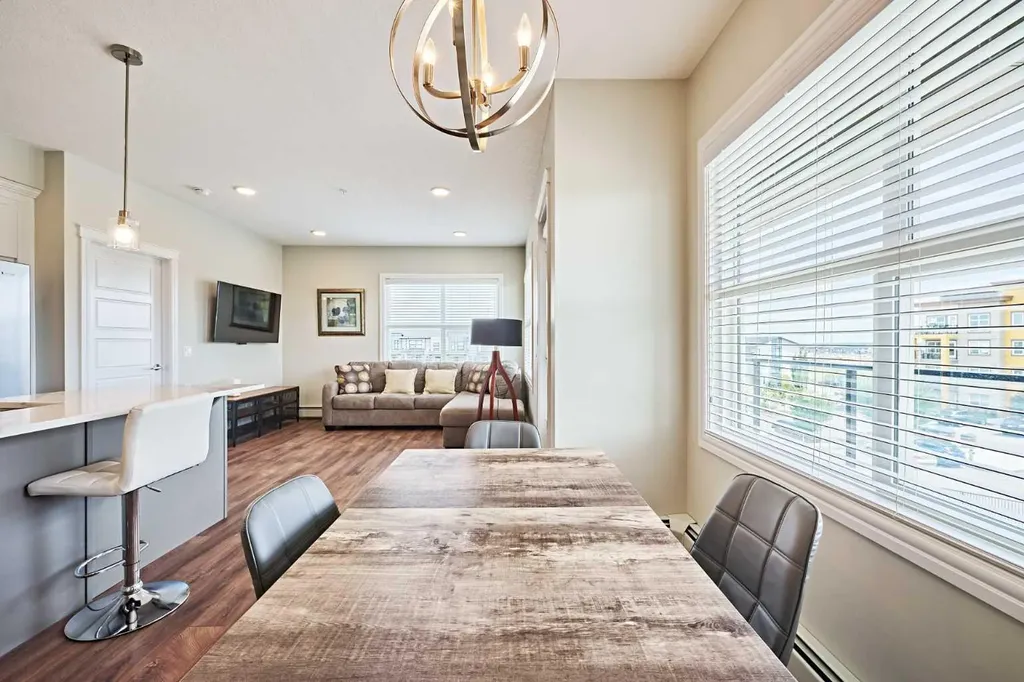 19621 40 Street SE Calgary AB T3M 3B2