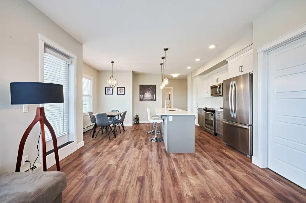 19621 40 Street SE Calgary AB T3M 3B2
