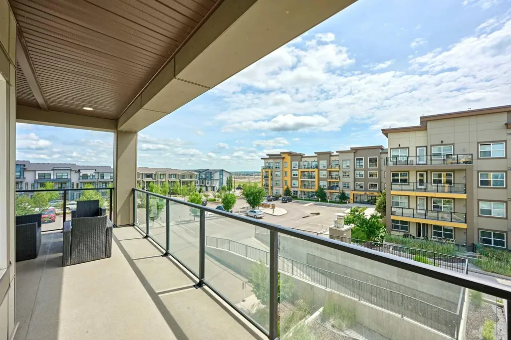 19621 40 Street SE Calgary AB T3M 3B2