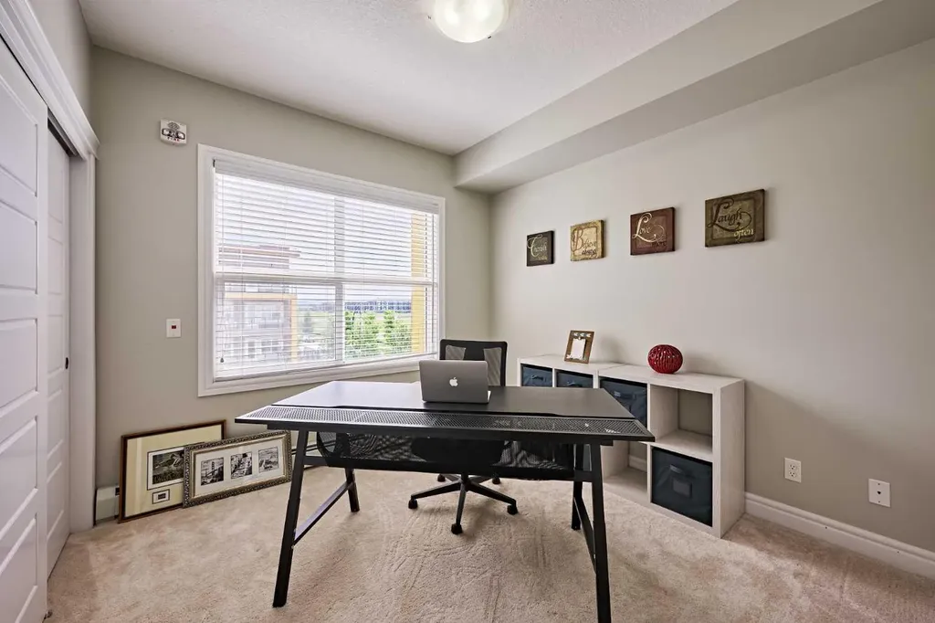 19621 40 Street SE Calgary AB T3M 3B2