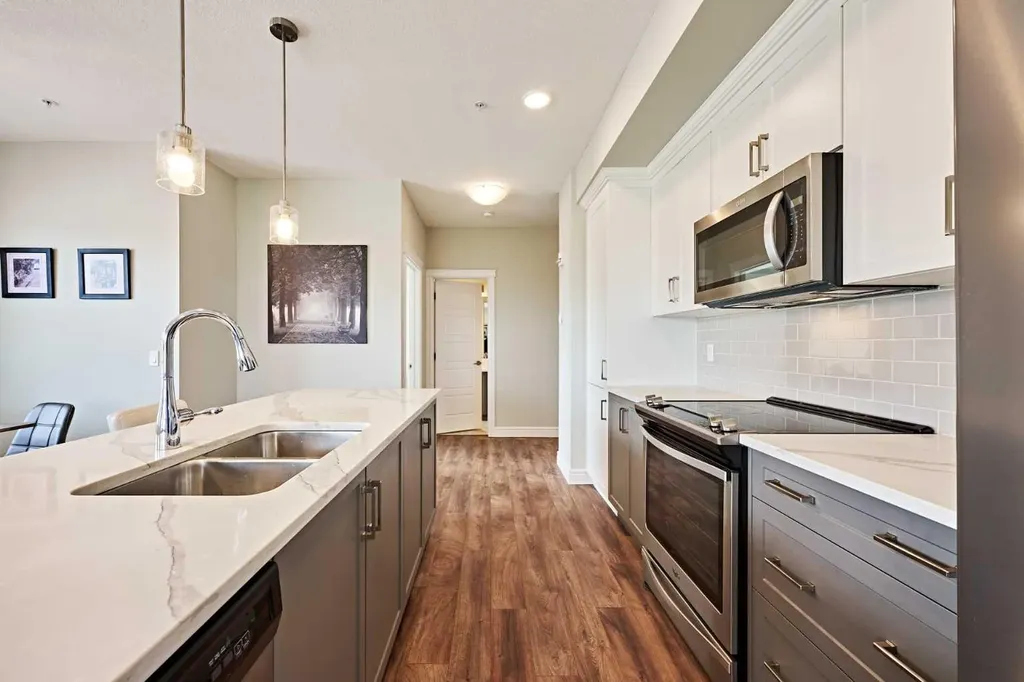 19621 40 Street SE Calgary AB T3M 3B2