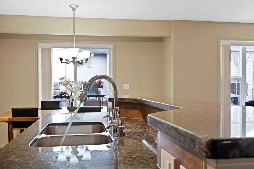 10 Bridlerange Circle SW Calgary AB T2Y5H4