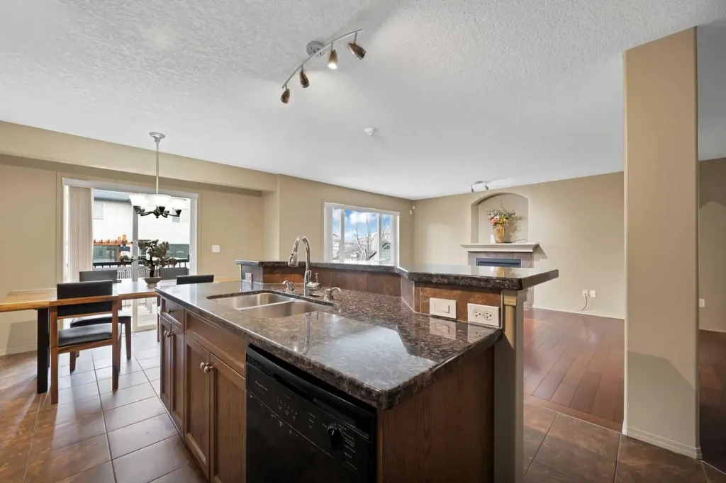10 Bridlerange Circle SW Calgary AB T2Y5H4
