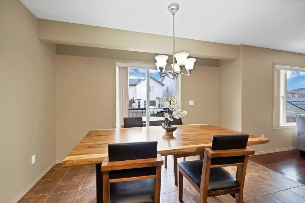 10 Bridlerange Circle SW Calgary AB T2Y5H4