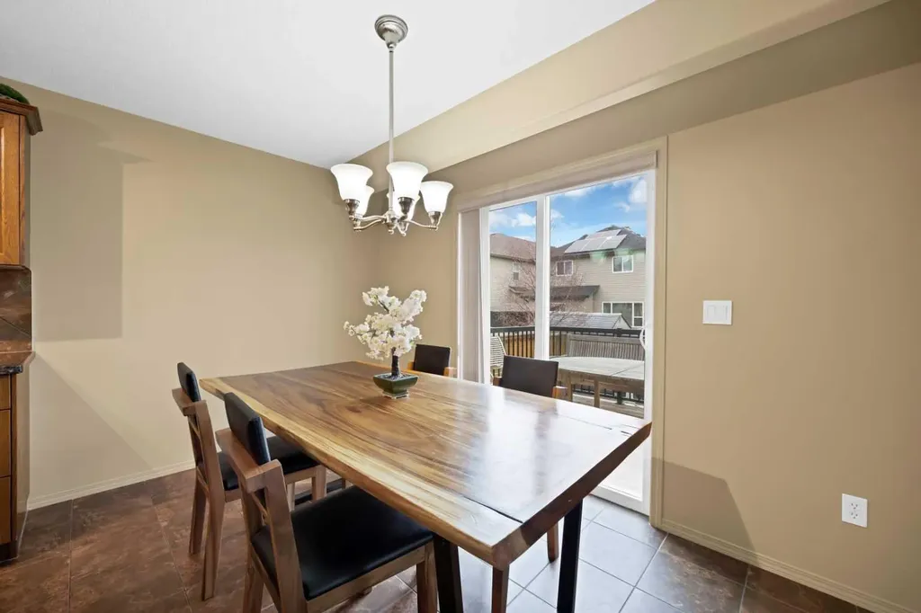 10 Bridlerange Circle SW Calgary AB T2Y5H4