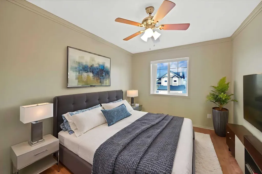 10 Bridlerange Circle SW Calgary AB T2Y5H4