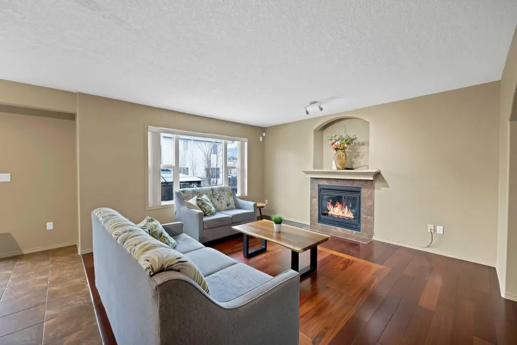 10 Bridlerange Circle SW Calgary AB T2Y5H4