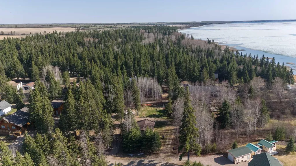 916 Brightsand Place Brightsand Lake SK S0M 2Y0