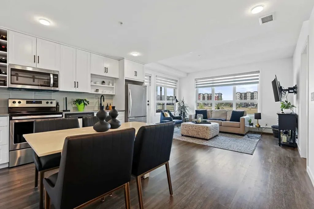 350 Livingston Common NE Calgary AB T3P 1M5