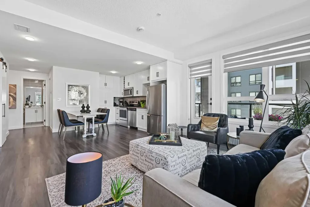 350 Livingston Common NE Calgary AB T3P 1M5