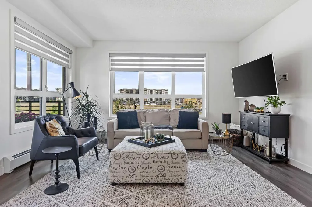 350 Livingston Common NE Calgary AB T3P 1M5