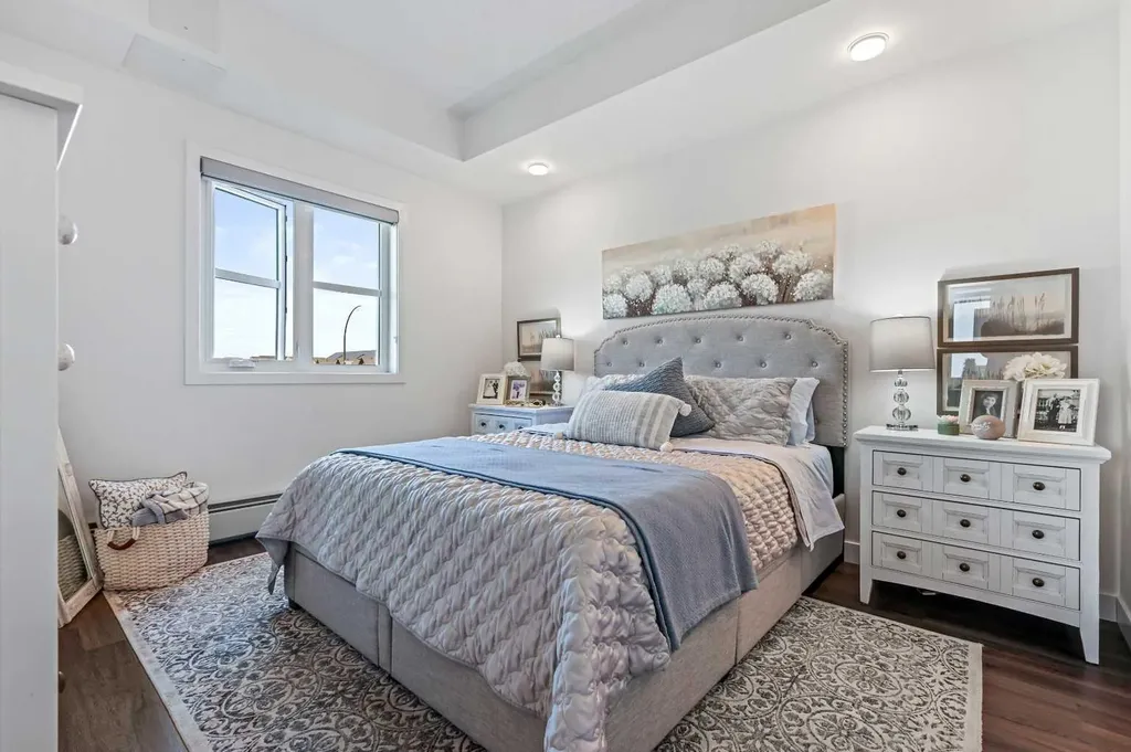 350 Livingston Common NE Calgary AB T3P 1M5