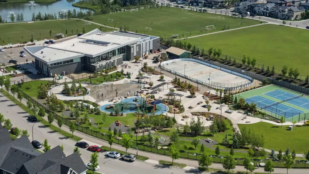 350 Livingston Common NE Calgary AB T3P 1M5