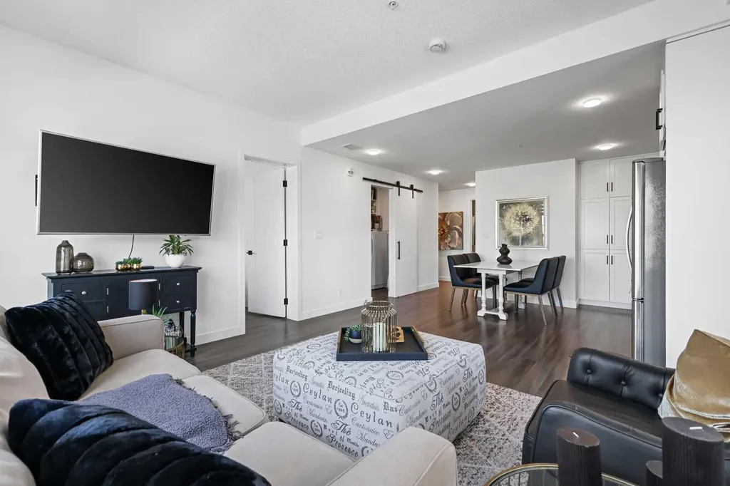 350 Livingston Common NE Calgary AB T3P 1M5