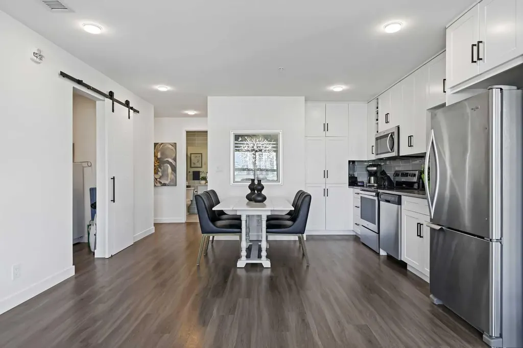 350 Livingston Common NE Calgary AB T3P 1M5