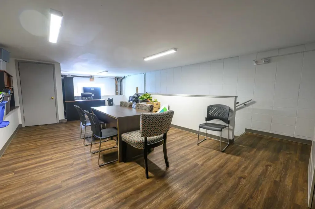 10013 110 Avenue Grande Prairie AB T8V 0V2