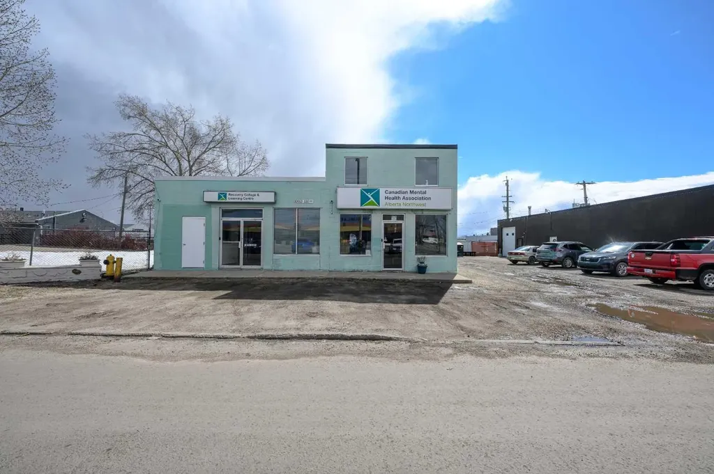 10013 110 Avenue Grande Prairie AB T8V 0V2