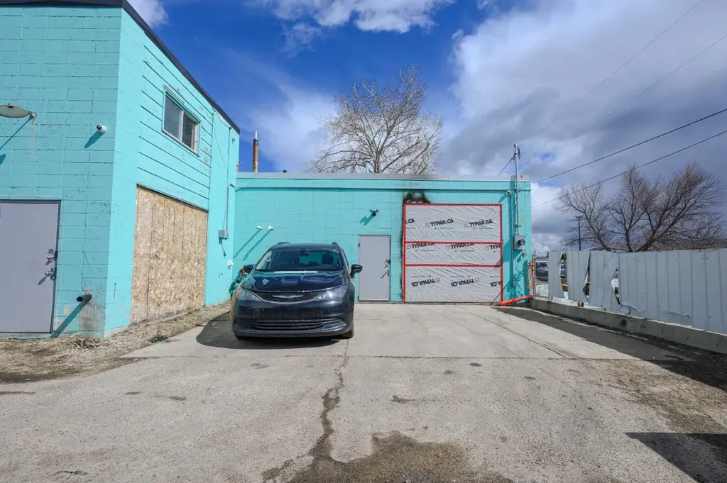 10013 110 Avenue Grande Prairie AB T8V 0V2