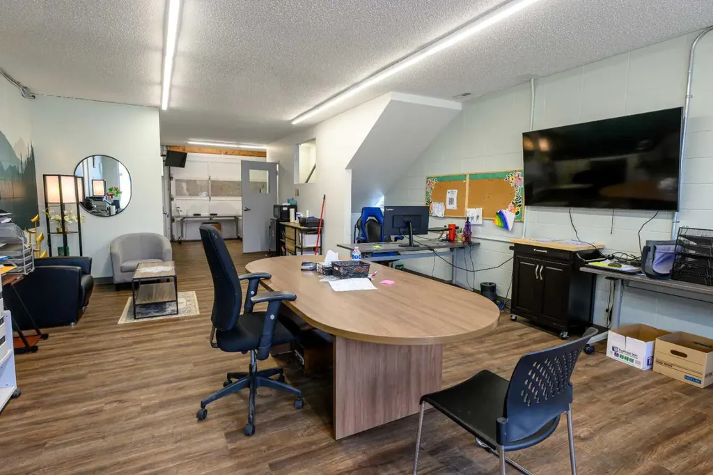 10013 110 Avenue Grande Prairie AB T8V 0V2