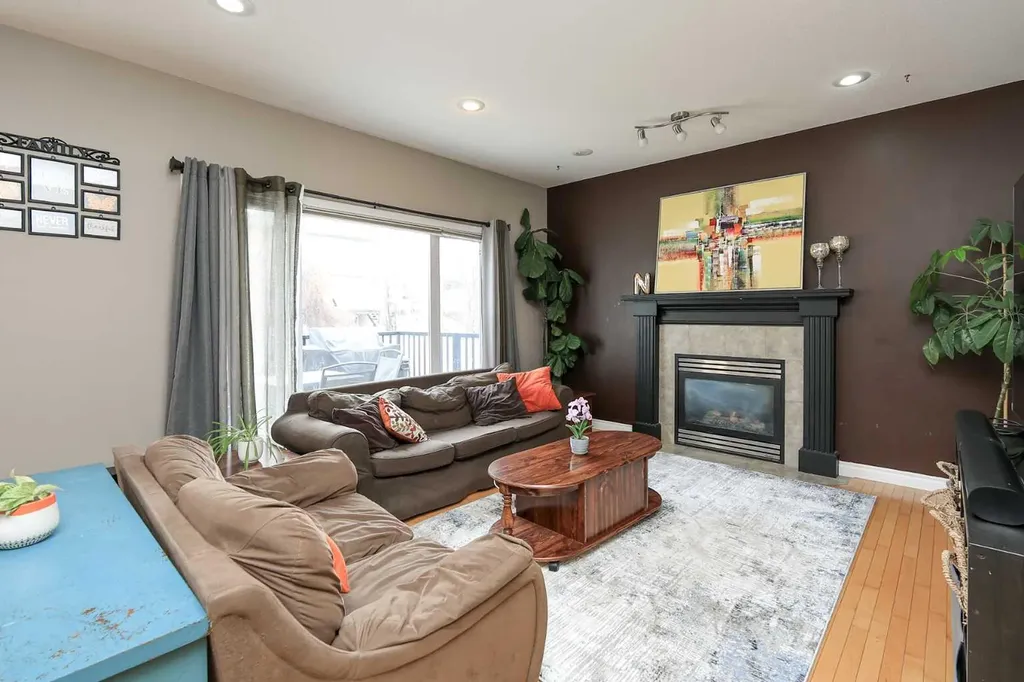 193 Alberts Close Red Deer AB T4R 3J6
