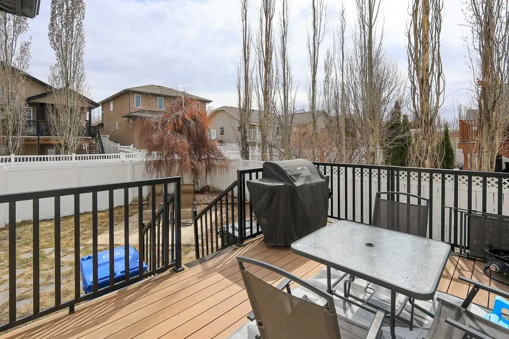 193 Alberts Close Red Deer AB T4R 3J6