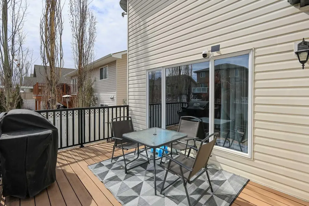 193 Alberts Close Red Deer AB T4R 3J6