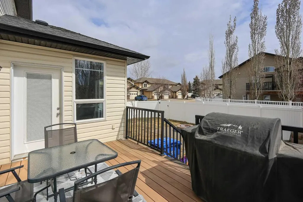 193 Alberts Close Red Deer AB T4R 3J6