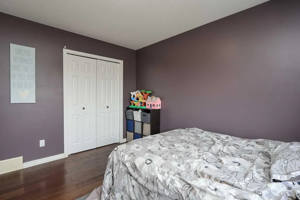 193 Alberts Close Red Deer AB T4R 3J6