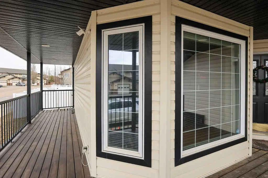 193 Alberts Close Red Deer AB T4R 3J6