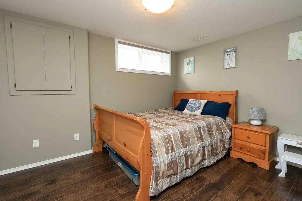 193 Alberts Close Red Deer AB T4R 3J6